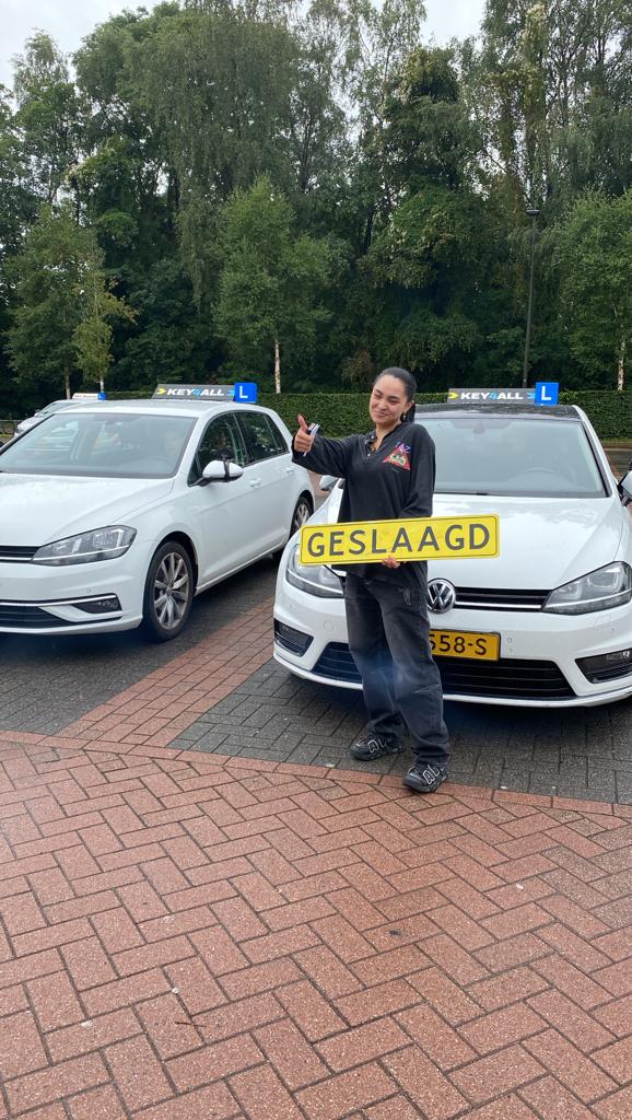 In éen keer geslaagd bij Key4all rijschool